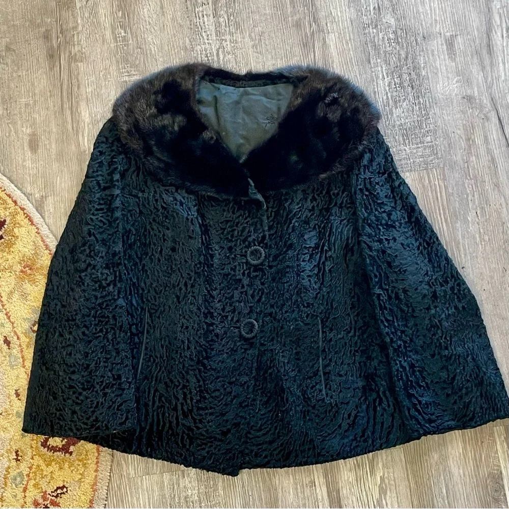 Vintage 1960s Persian Lamb Cropped Coat with Mink Collar - Picture 14 of 15